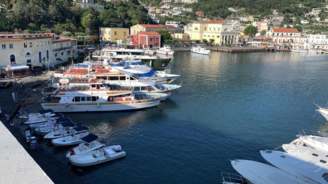 Molo35 Bed & Breakfast Ischia Bagian luar foto
