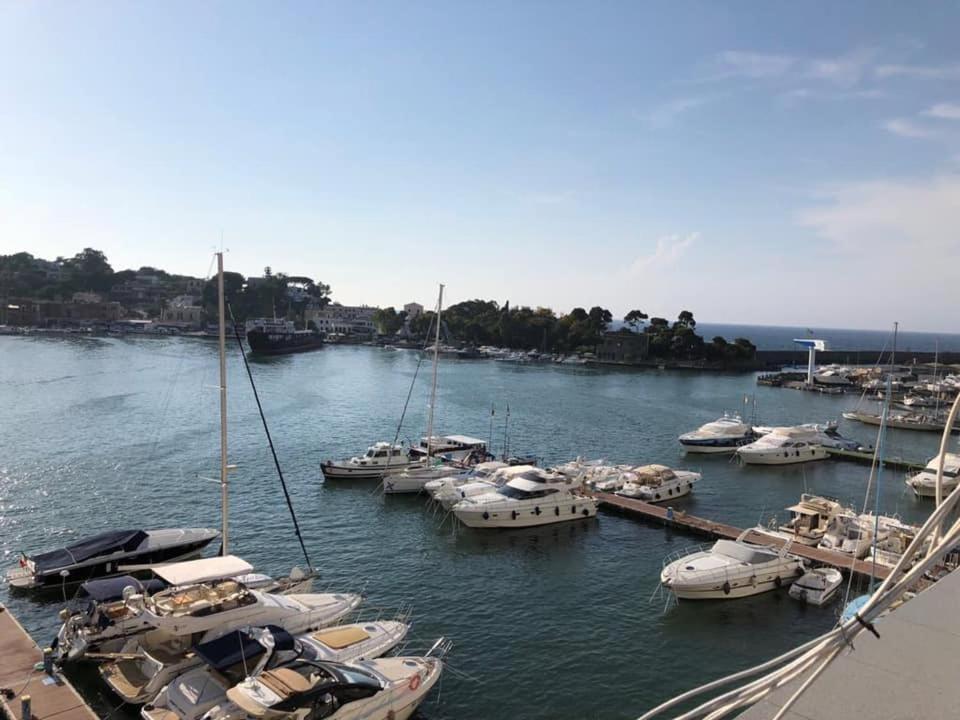Molo35 Bed & Breakfast Ischia Bagian luar foto