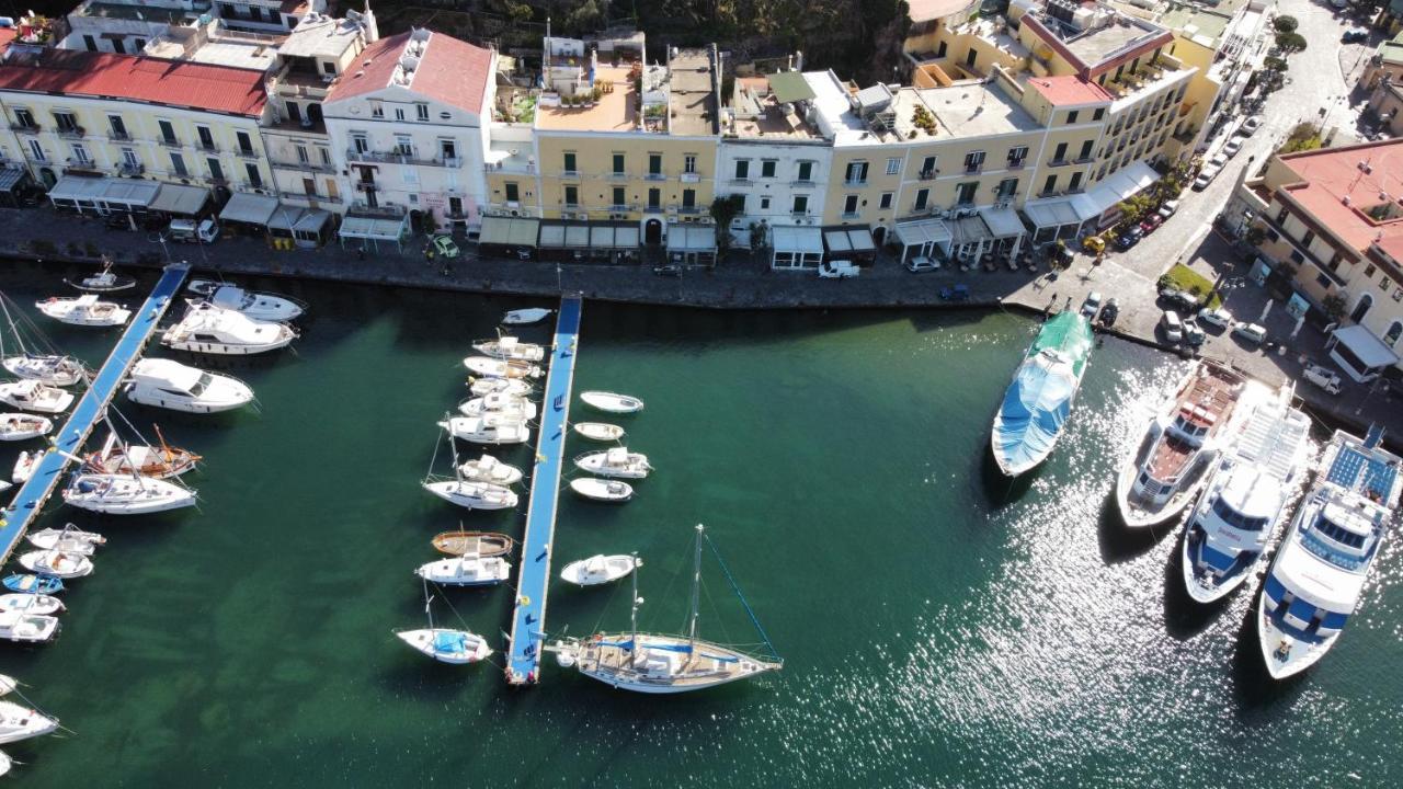 Molo35 Bed & Breakfast Ischia Bagian luar foto